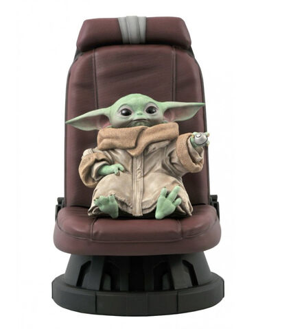 Statue - Star Wars - The Mandalorian Child In Chair 1/2 Scale Statue